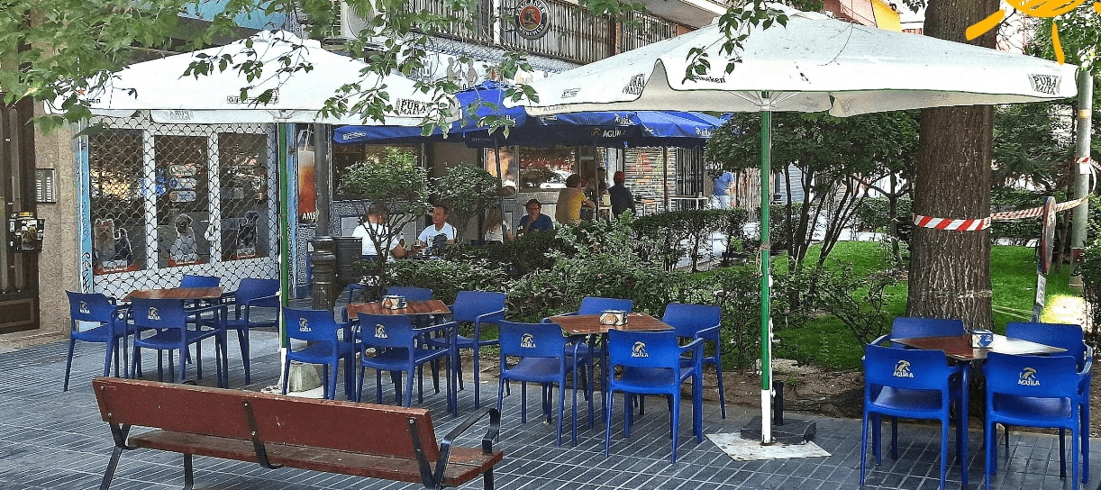 Interior de Cerveceria Valderas